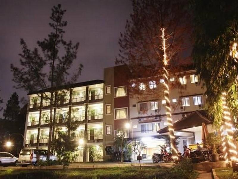 Hotel Lotus Bandung Eksteriør bilde