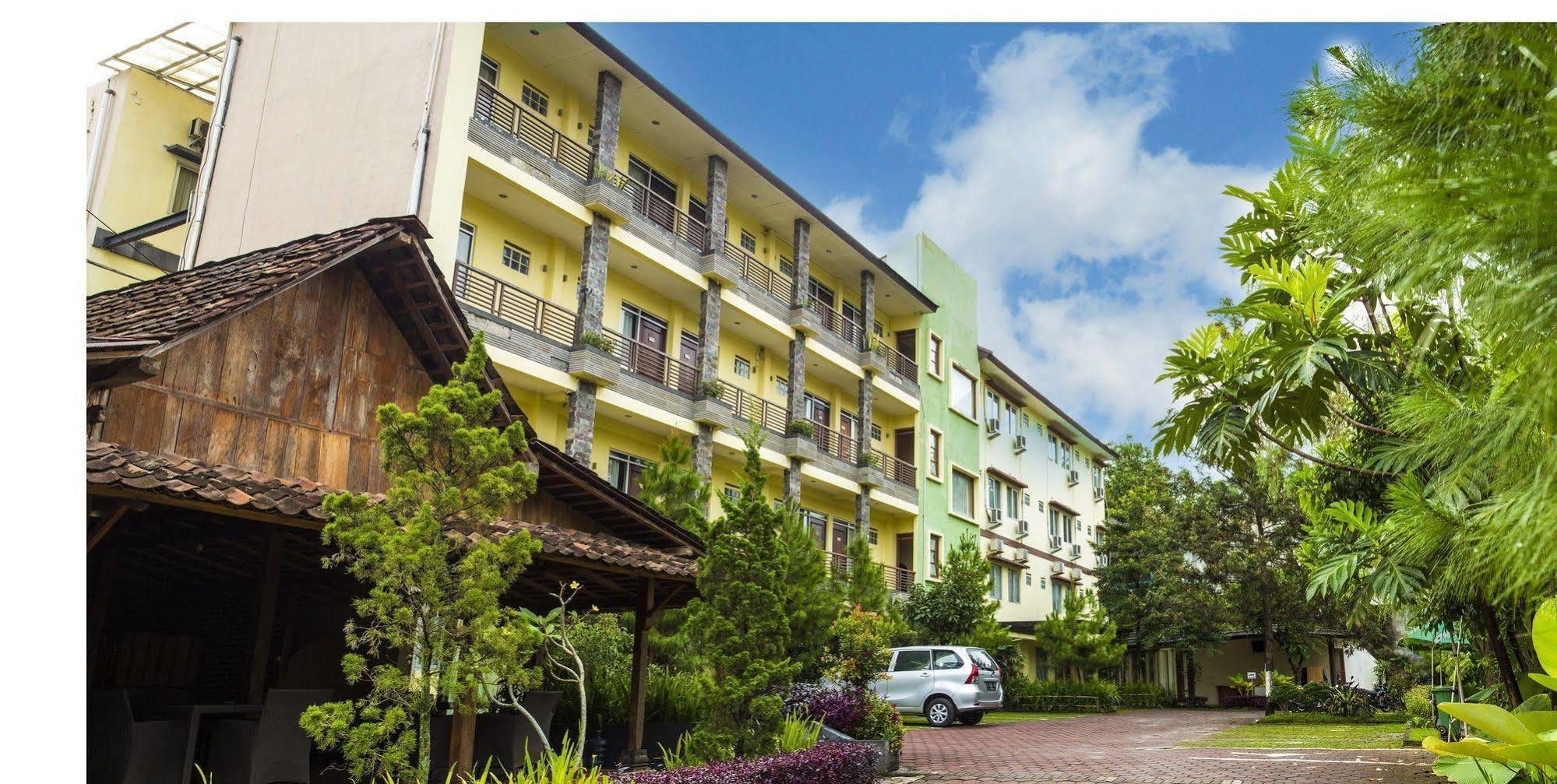 Hotel Lotus Bandung Eksteriør bilde